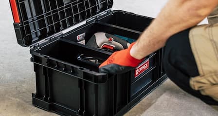 Nářadí si zaslouží pořádek a systém - kufry, bedny a boxy na nářadí